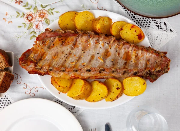Fresh Portion Grilled Pork Ribs Roasted Potatoes — Stock Photo, Image