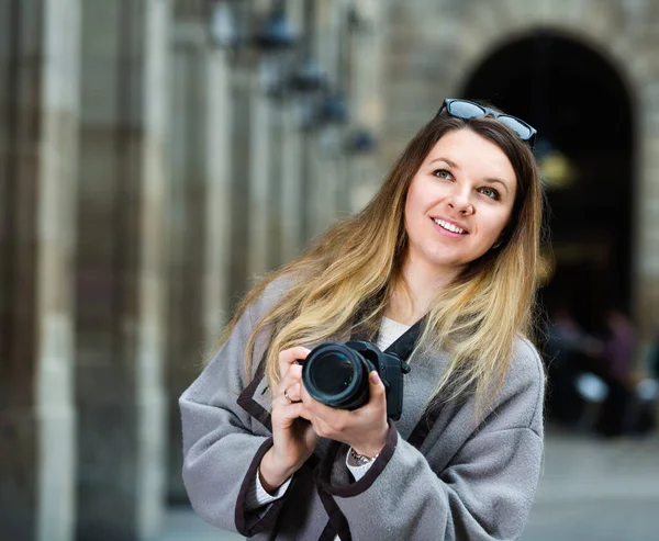 Positive Young Girl Holding Camera Hands Photographing City — Stock Photo, Image