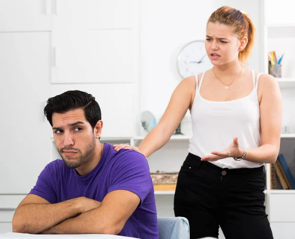 Upset Young Man Sitting Home Table Disgruntled Woman — Stock Photo, Image
