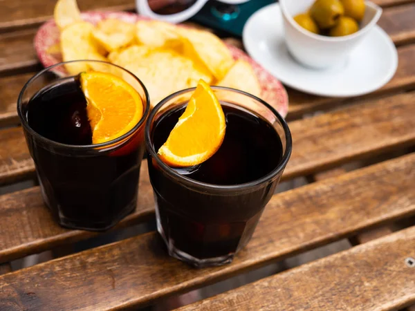Vermouth Rouge Avec Tranche Orange Apéritif Espagnol Populaire Servi Avec — Photo