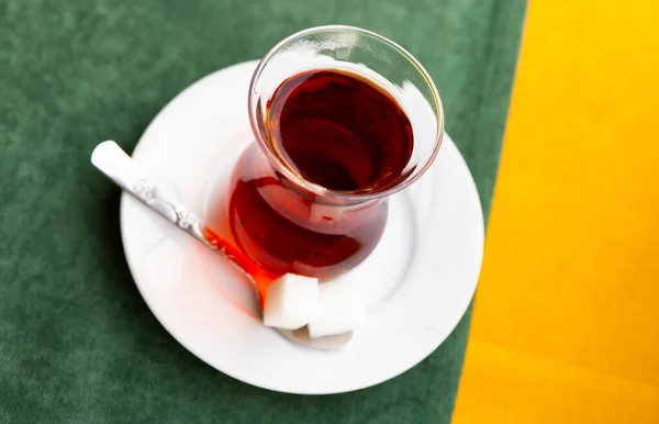 Turkish Tea Traditional Glass Served Cafe Closeup — Stock fotografie