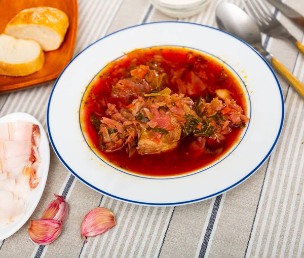 Traditionelles Gericht Der Slawischen Küche Namens Borsch Gekocht Fleischbrühe Aus — Stockfoto