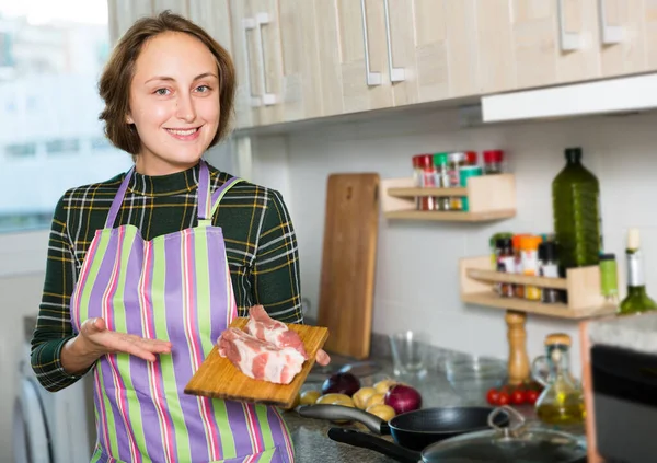 Portrait Young Housewife Apron Raw Pork Ribs Preparing Food Home —  Fotos de Stock