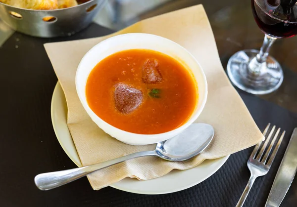 Portion Gaspacho Traditional Spanish Portuguese Soup Served Table — Foto Stock