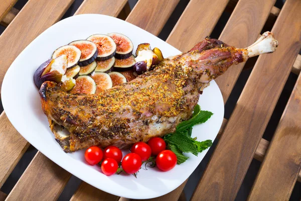 Delicious Lamb Shoulder Baked Honey Spices Served White Plate Chopped — Stock Photo, Image