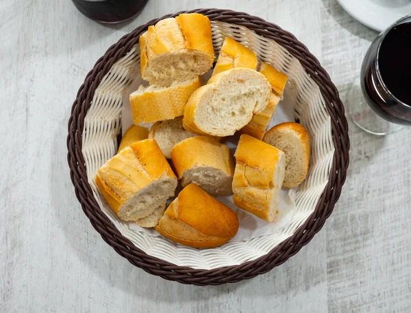 Bread Sliced Served Table Wicker Plate — 스톡 사진