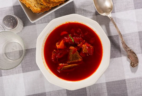 Traditional Ukrainian Russian Beetroot Soup Beef Served White Plate Cutlery — Fotografia de Stock