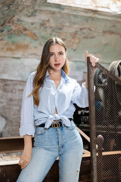 Portrait Tempting Woman Posing Metal Grid Machine Derelict Industrial Building —  Fotos de Stock