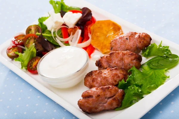 Tasty Fried Balkan Kebapcheta Served Salad Greens Brynza Sauce — Stock Photo, Image