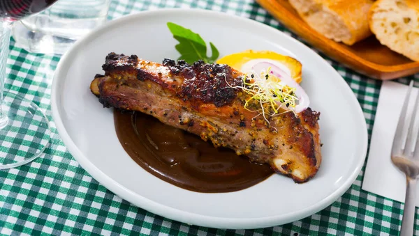 Roasted Spicy Pork Ribs Served White Plate Chocolate Sauce Baked — Stock Photo, Image
