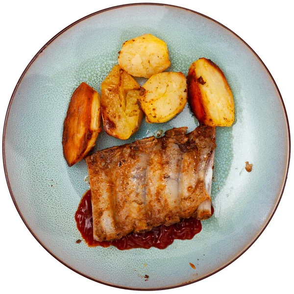 Baked Sauce Tasty Pork Ribs Plate Potatoes Isolated White Background — Stok fotoğraf