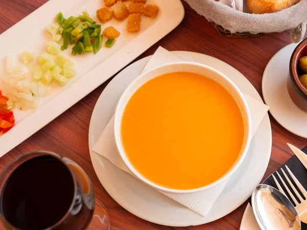 Popular Spanish Dish Cold Soup Gaspacho Made Mashed Raw Vegetables — Stock Fotó