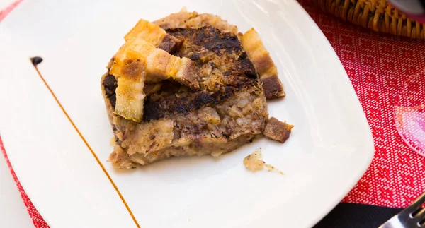 Catalan Dish Trinxat Cerdanya Mashed Potatoes Cabbage Roasted Meat — Stock Photo, Image
