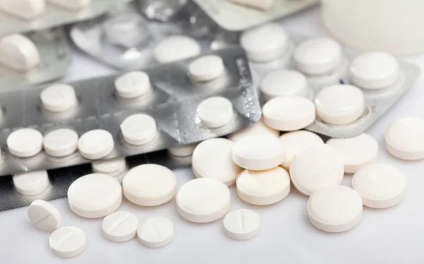 Verschiedene Pillen Und Medizinische Tabletten Antibiotika Nahaufnahme Hochwertiges Foto — Stockfoto