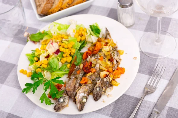 Appetizing Fried Blue Whiting Vegetables Served Light Salad Canned Corn — Stock Photo, Image