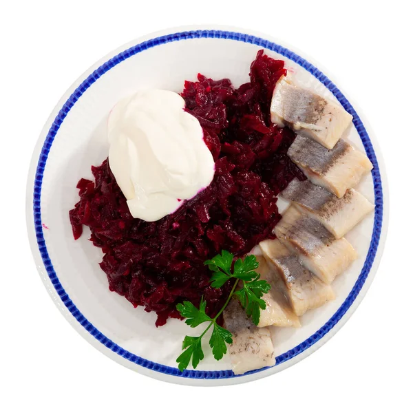 Appetitlicher Heringssalat Mit Rüben Saurer Sahne Und Petersilie Auf Einem — Stockfoto