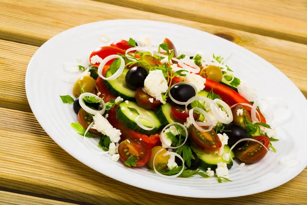 Salada Shopska Prato Saboroso Cozinha Búlgara Restaurante — Fotografia de Stock