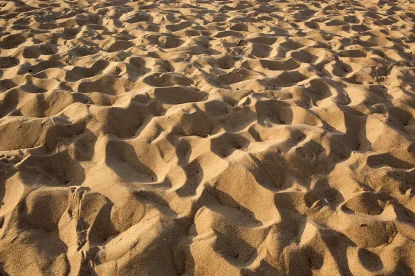 Patrones ondulados de arena soplada por el viento — Foto de Stock