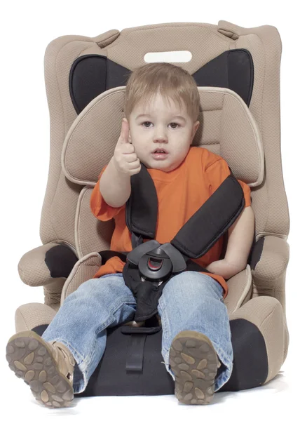 เด็กที่นั่งในรถ — ภาพถ่ายสต็อก