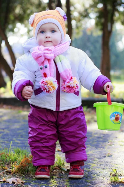 Baby in park — Stock Photo, Image