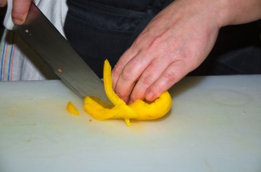 yemek pişirmek için kesim biber