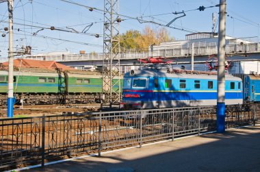 mooving tren