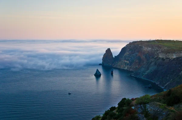 Mare e nebbia — Foto Stock