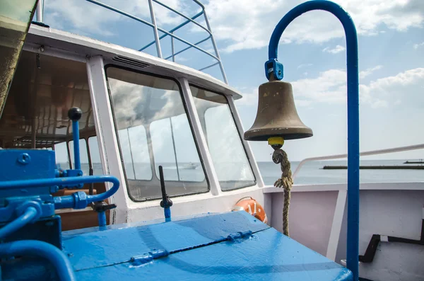 Bell sur le bateau — Photo