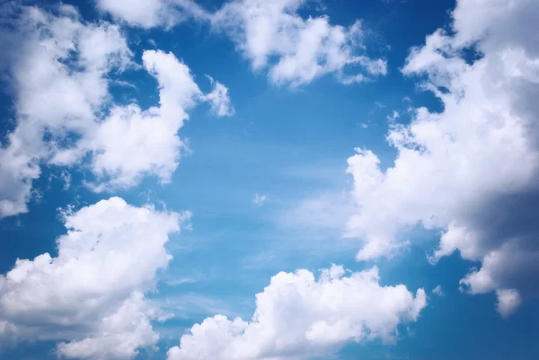 深蓝色的天空 — 图库照片