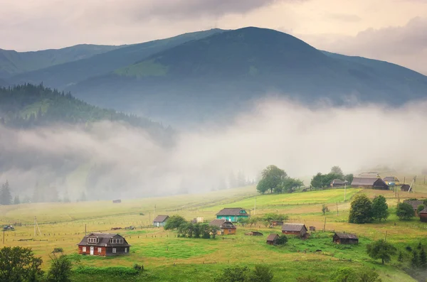 Village in mountain — Stock Photo, Image