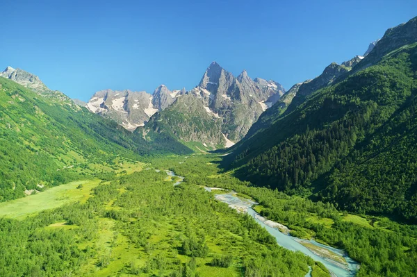 Paisaje Aéreo Verano Montaña Del Cáucaso Cerca Dombay Composición Natural —  Fotos de Stock