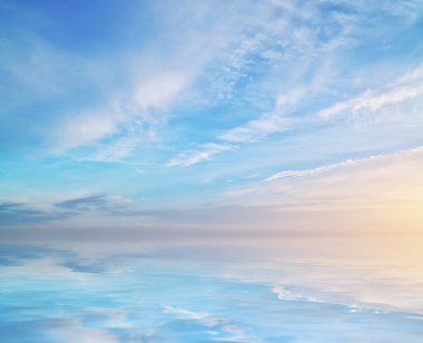 Günbatımında gökyüzü. Doğa soyut bileşimi