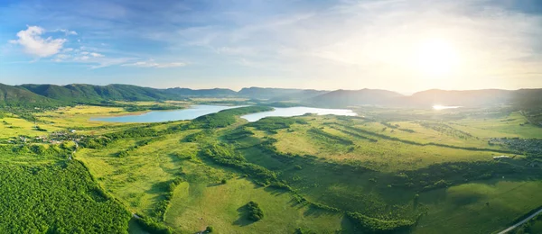 Panorama Aereo Prati Montagne Laghi Natura Paesaggio Scena — Foto Stock