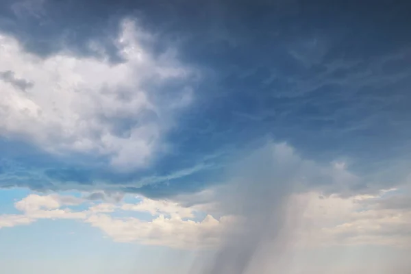 Regen Bewolkte Lucht Natuurkracht — Stockfoto