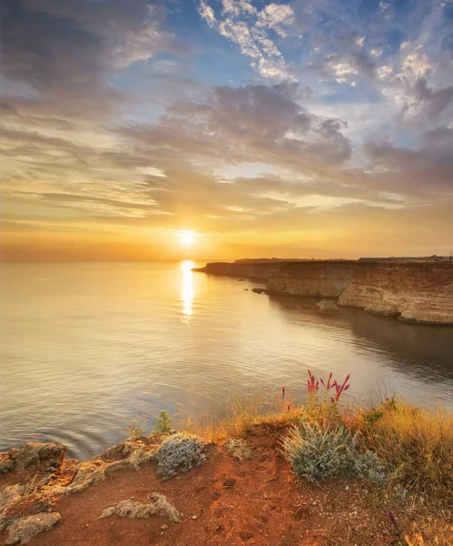 Закат Скалах Летняя Природа Морской Пейзаж Расслабьтесь — стоковое фото