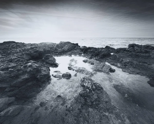 Güzel tek renkli deniz manzarası. Doğanın kompozisyon.