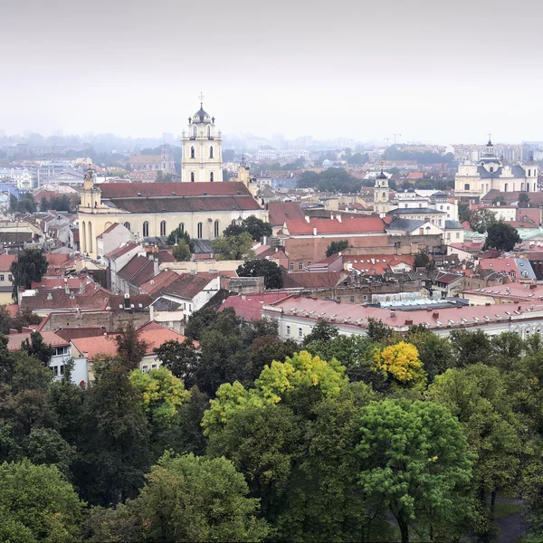 Panorama oude stad van vilnius — Stockfoto