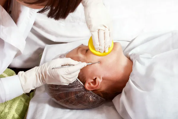 Facial cleansing — Stock Photo, Image