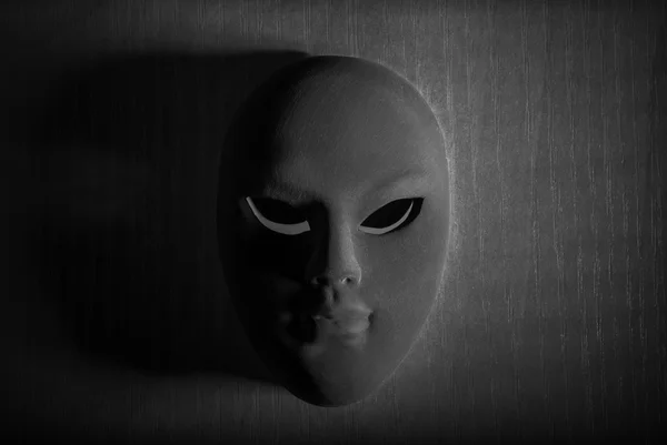 Máscara de carnaval preto e branco — Fotografia de Stock