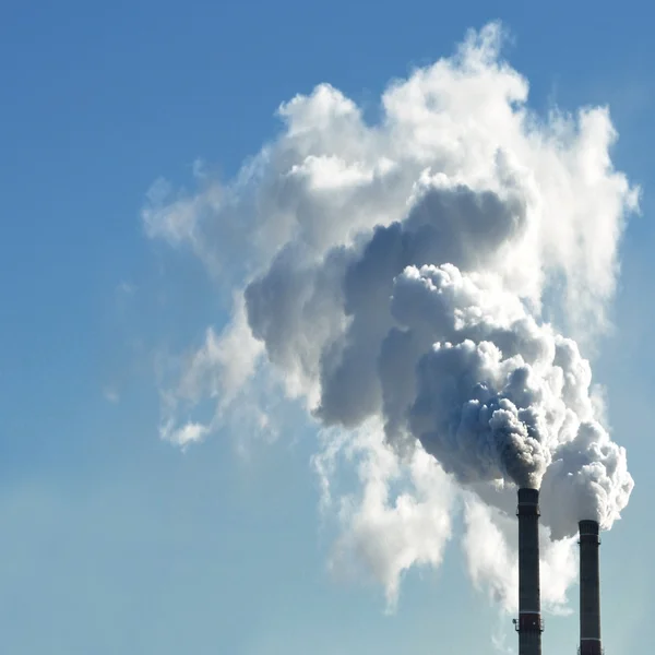 Industrial smoke from chimney on sky — Stock Photo, Image