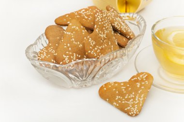 zencefil yeşil çay ve bisküvi