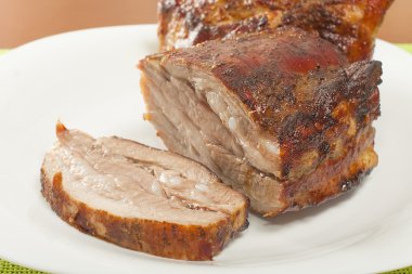 kavrulmuş domuz eti ızgara