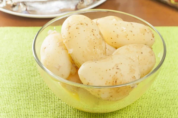 Patate bollite giovani — Foto Stock