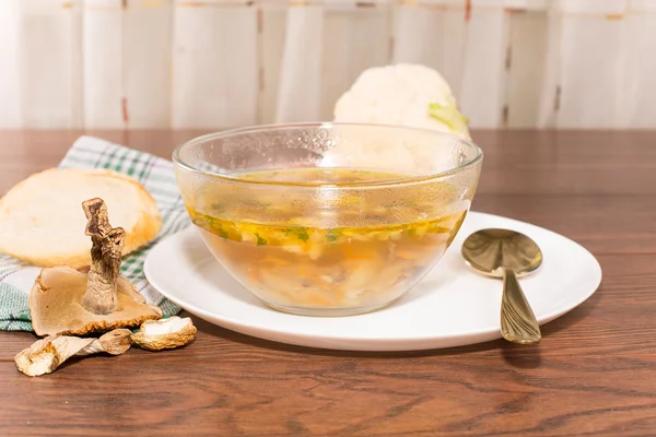 Szklany talerz zupy — Zdjęcie stockowe