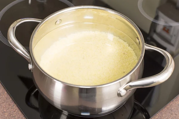 Porridge di miglio bollente — Foto Stock