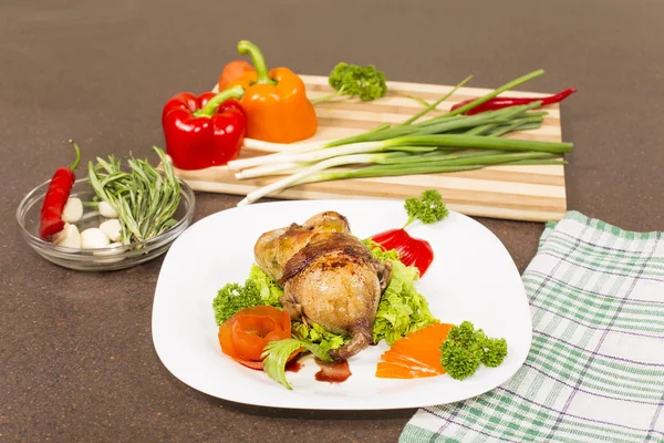 Roasted stuffed quail — Stock Photo, Image