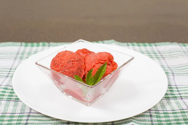 Strawberry sorbet — Stock Photo, Image