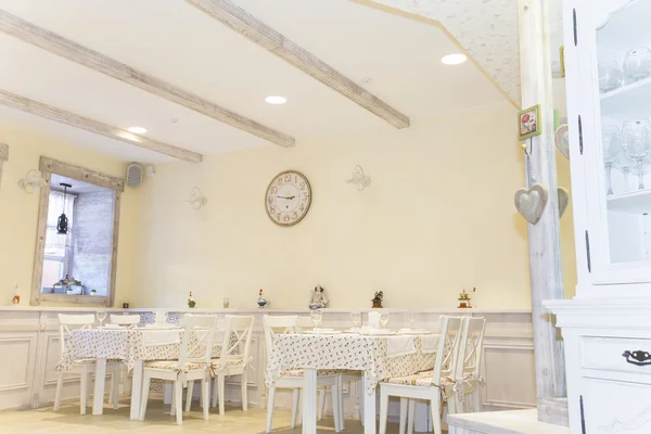 Interior de um pequeno restaurante — Fotografia de Stock
