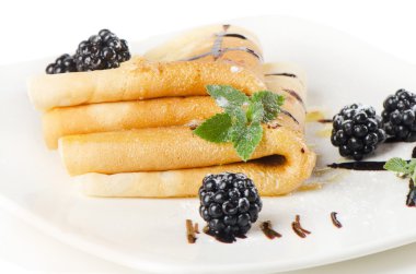 böğürtlen ile krep