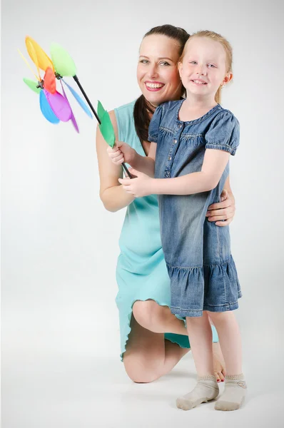 Gelukkig moeder en dochter — Stockfoto